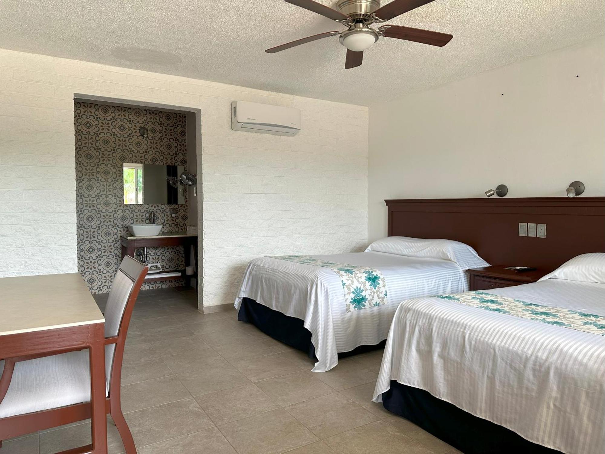 Hotel Puerta Chichen 外观 照片